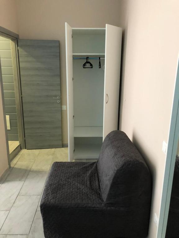 Home 151796735